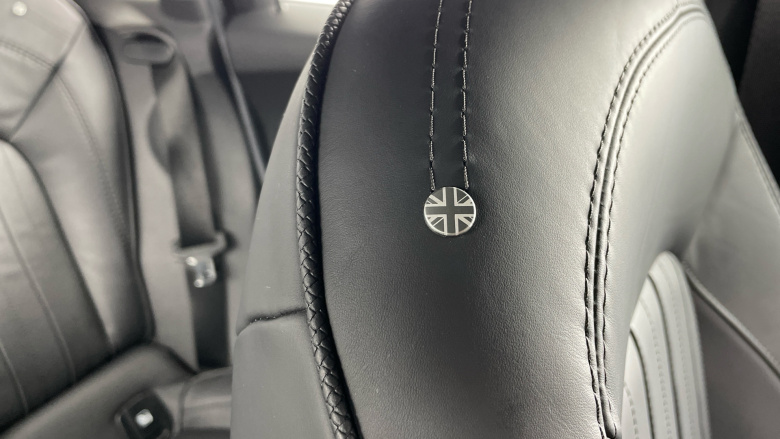 MINI Hatchback 1.5 Cooper Exclusive 5dr Auto [Comfort Pack] Petrol Hatchback